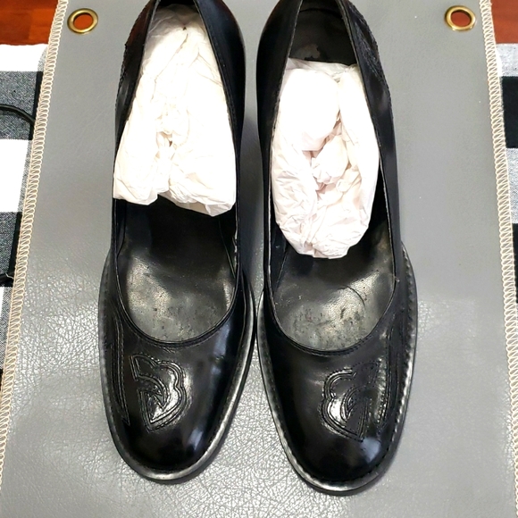 Enzo Angiolini pumps - Picture 2 of 5
